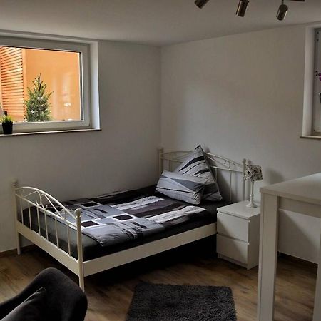 Ferienwohnungen Lamisto Am Waldesrand Neckartenzlingen Buitenkant foto