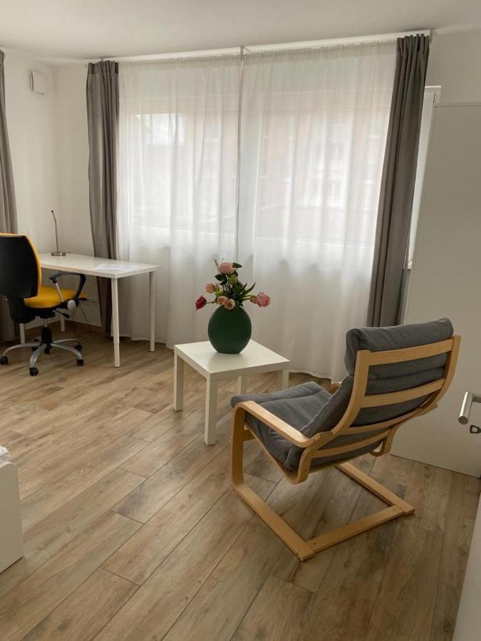 Ferienwohnungen Lamisto Am Waldesrand Neckartenzlingen Buitenkant foto